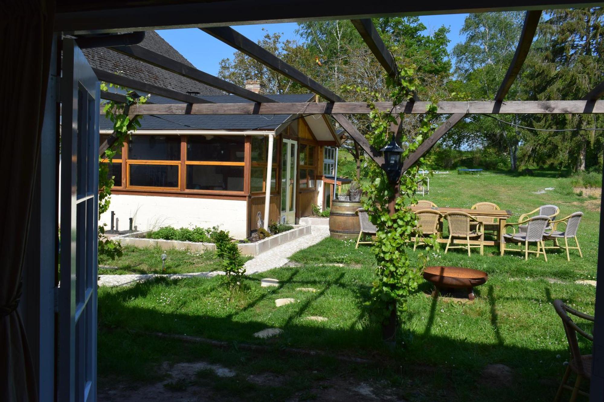 Le Chene D'Or Acomodação com café da manhã Marcheseuil Exterior foto